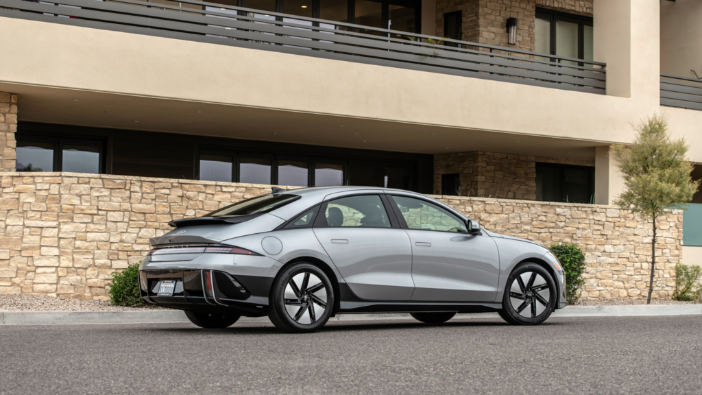 Large-54111-2023IONIQ6SE - Acceleramota
